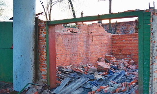 Демонтаж гаражей в каменке, цена от 1766 руб. – услуги под ключ от 2Землекопа-Кам