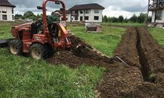 Копка траншей для водопровода в каменке: цена за метр от 935 руб.