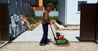 Устройство въезда на участок Каменка, цена от 50877 руб.